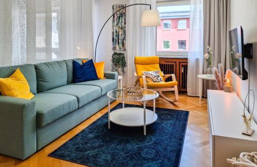 Stadtkern Apartment | Spacestays Flat for 6 TV WIFI