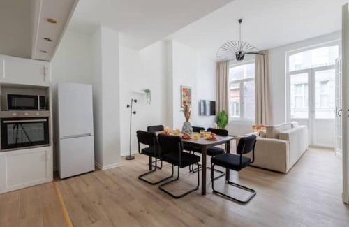 Postel Apartment | Spacieux Appartement 3BD à Flagey 3