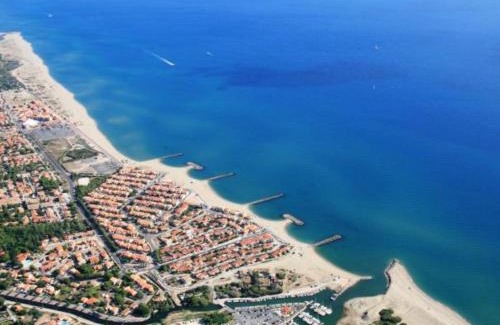Saintes-Maries-de-la-Mer Apartment | Spacieux appartement tout confort proche plage et centre ville Wifi Animaux bienvenus Produits locaux à découvrir
