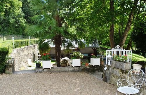 Blere Cottage | Spacieux gîte familial avec jeux, cheminée et jardin, proche des châteaux et du zoo de Beauval