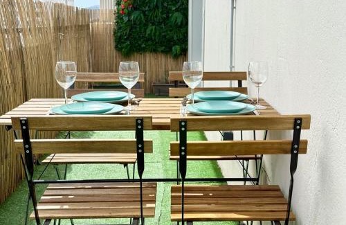 Toulon Apartment | Spacieux - Terrasse - Vue Mer & Rade