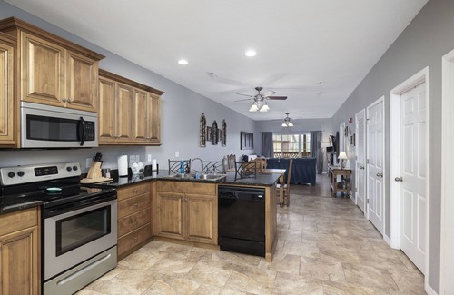 Indian Point Condo | Spacious 1 bedroom condo on the lake 229045