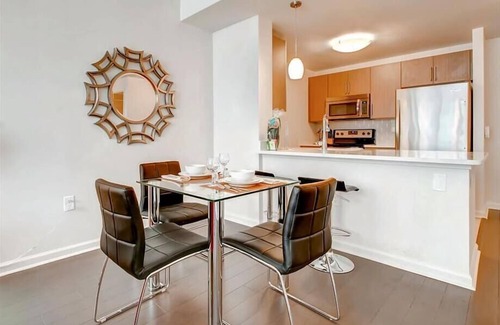Hudson Exchange Apartment | Spacious 1 Bedroom Apartment in Jersey City