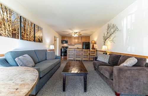 Truckee Condo | Spacious 1BR Condo w/Partial Lake View #222 at Donner Lake Village
