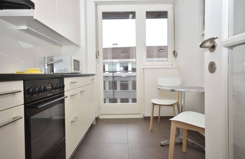 Muhlebach Apartment | Spacious 1BR near Opera - Mill 5.43