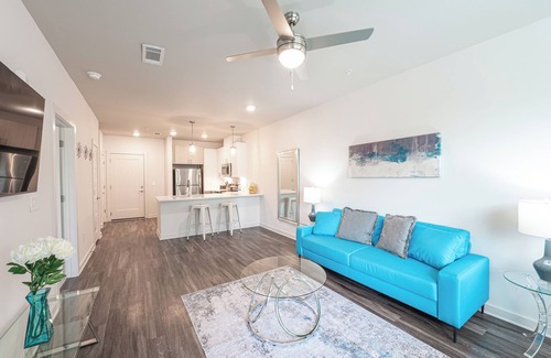Bolton Apartment | Spacious 1br West Midtown/New Building Free Parking, Pool, Washer & Dryer