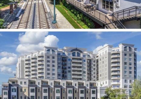 Charlotte Apartment | Spacious 2 Bed, 2 Bath Uptown Gem in the Heart of the City-Parking-Wi-Fi-Balcony-Walk to BOA Stadium