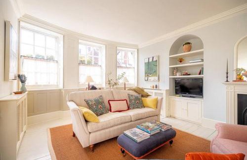 Taplow Apartment | Spacious 2-bed Apartment - 15 Mins from Heathrow