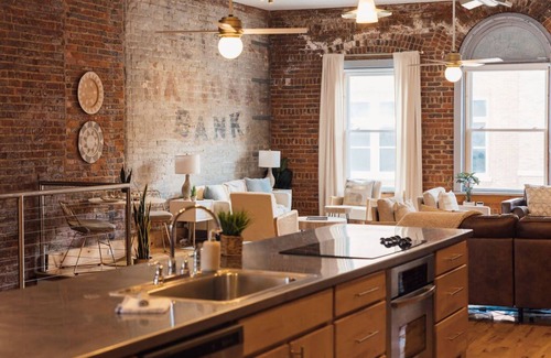 Johnson City Apartment | Spacious 2 Bed Loft in Johnson City