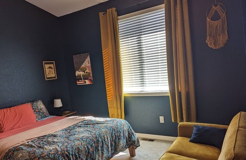 Commerce City House | Spacious 2 bedroom townhome close to DIA and hospitals.