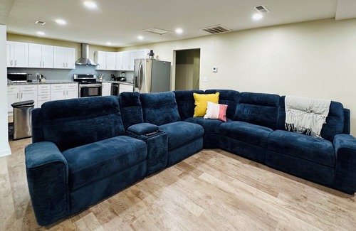 Nazareth Apartment | Spacious 2-bedroom apartment nestled on 2-acres in Bourbon Country!