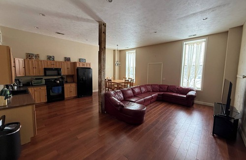 Allegan Apartment | Spacious 2-bedroom apartment in Allegan with WiFi and AC