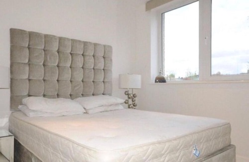 Park Royal Apartment | Spacious 2 bedroom apartment