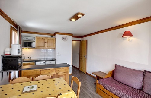 Les Bruyeres Apartment | Spacious 2-Bedroom, 2-Bath Condo with Mountain View – Ski-In/Ski-Out at Les Menuires