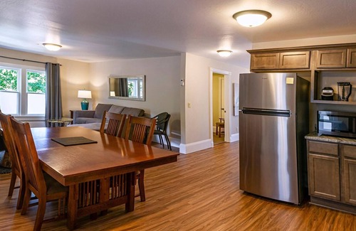 Historic Downtown District Apartment | Spacious 2 bedroom historic home with two king beds and kitchenette.