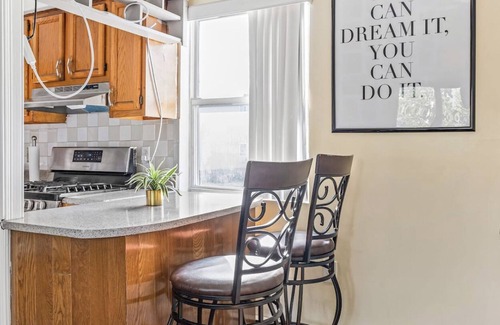 South Jamaica Apartment | Spacious 2 Bedroom
