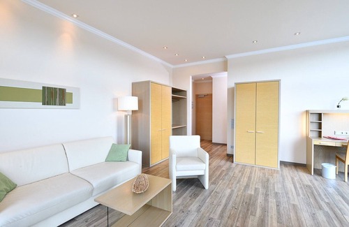 Heimbach Apartment | Spacious 2-person suite with lake view