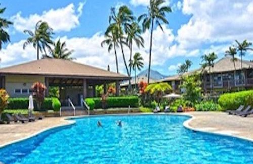 Princeville Apartment | Spacious 2-Story, Views, Pool, Near Hanalei!