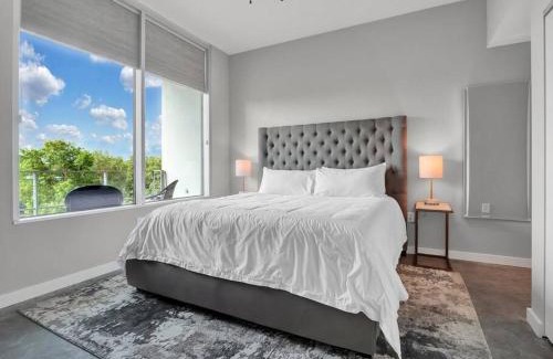 South Eola Apartment | Spacious 2BD 2BTH Luxury Condo