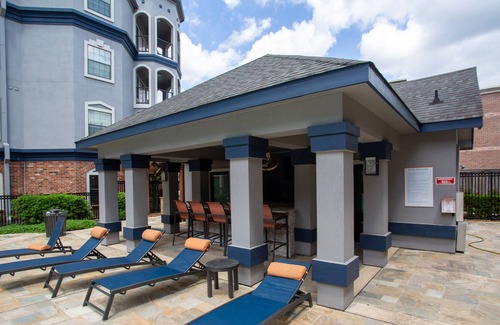 Kingwood Apartment | Spacious 2bed room and 2 full bathrooms