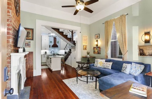 Touro Condo | Spacious 2BR/2BA Uptown Condo - Walk to Magazine St. Dining, Shops & Streetcar