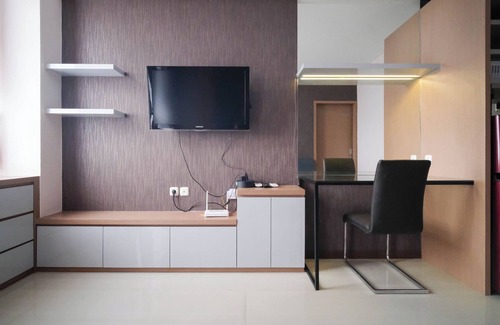 Surabaya Apartment | Spacious 2Br Combine Unit At Bale Hinggil Apartment