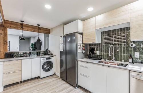 Mid City South House | Spacious 2BR Garden District Duplex in Baton Rouge