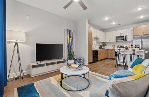 Eighth Avenue Apartment | Spacious 2BR N Gulch – Walk to Broadway & Rooftops