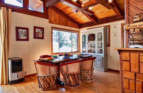 Ruidoso House | Spacious 2BR2BA home nestled in the ponderosa pines