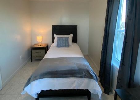 Gloucester Apartment | Spacious 2nd floor Suite