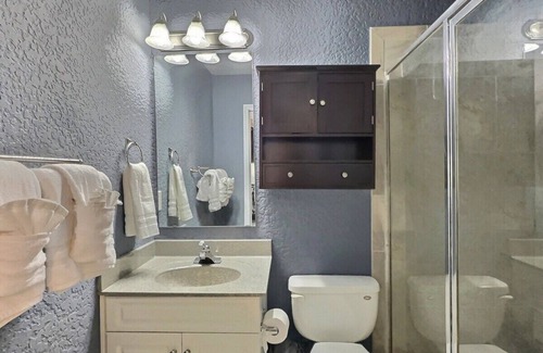 Prattville House | Spacious 3/2.5 in Prattville!