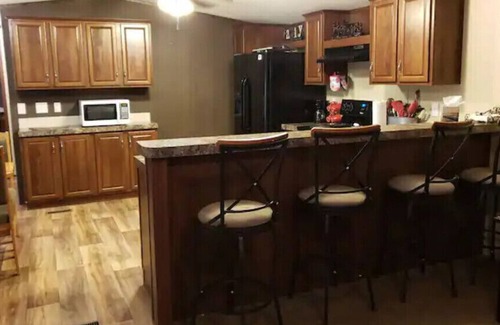 Longtown House | Spacious 3 BD/2 BA home close to 69 and 9A Hwy