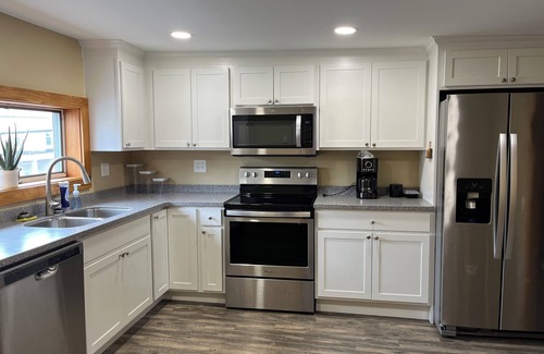 Richfield Springs Apartment | Spacious 3-bedroom apartment with WiFi, AC in Richfield Spring
