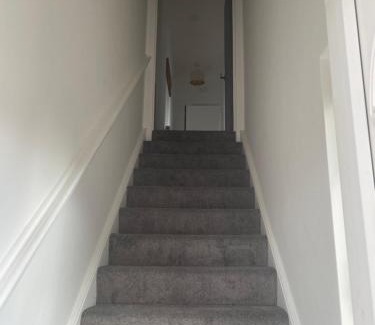 Inverkeithing Apartment | Spacious 3 bed flat- Free parking Edinburgh & Fife