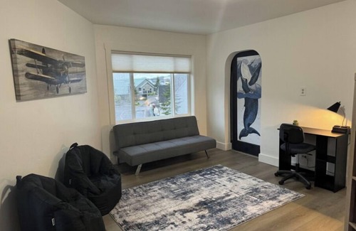 Ketchikan Apartment | Spacious 3-bedroom apartment in beautiful downtown Ketchikan