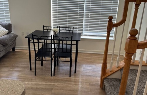 Randolph Apartment | Spacious 3-bedroom apartment with WiFi, AC in lovely Randolph