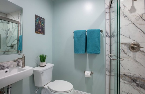 Metairie Condo | Spacious 3 bedroom Condo 15 Minutes to Downtown