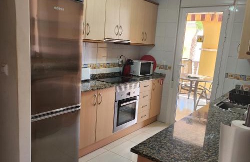 Los Alcazares Apartment | Spacious 3 bedroom 2 bathroom Apartment - Puerto Marina Complex