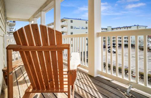 Midtown Ocean City House | Spacious 3-Bedroom Ocean Block Townhome in Ocean City Steps from the Beach & Attractions
