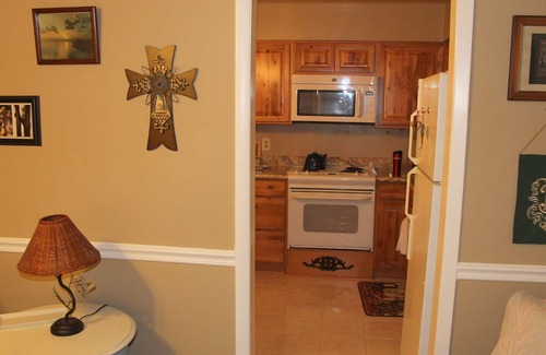 Metairie House | Spacious, 3 bedroom Townhouse for rent