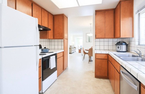 Sunnyvale Villa | Spacious 3 BR 2B House Sunnyvale Park