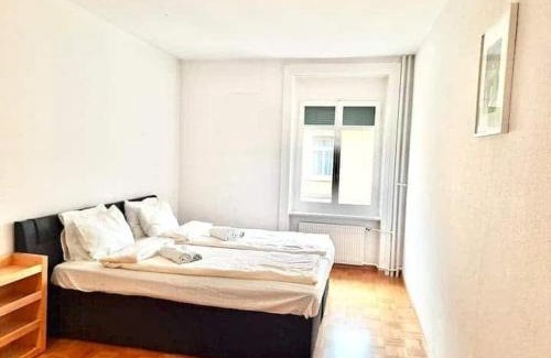Center Apartment | Spacious 3 Room Flat next to Zurich HB Konrad - Self Checkin