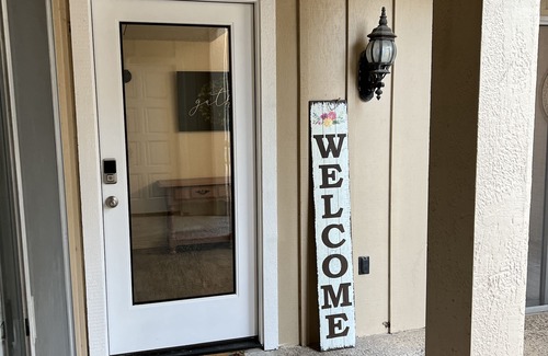 West Arlington House | Spacious 3BD 2.5BA FreeWiFi Parking 3.4 miles to AT&T Stadium, 17 mi to DFW Intl