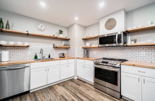 Westgate House | Spacious 3Bd 2Bath Home 15 Min from base