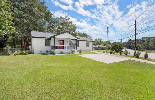 Belvedere Park House | Spacious 3BR,3BA Modern Home