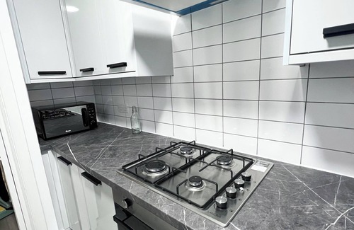 Cannon Hill House | Spacious 3BR Duplex near Wimbledon with free parking & Garden