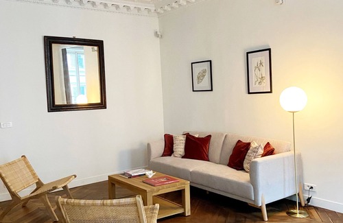 Chaussee-d'Antin Apartment | Spacious 3BR flat/Madeleine