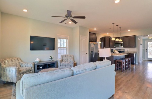 Bermuda Bay House | Spacious 3BR Home | Pool, Waterpark & Near Beach