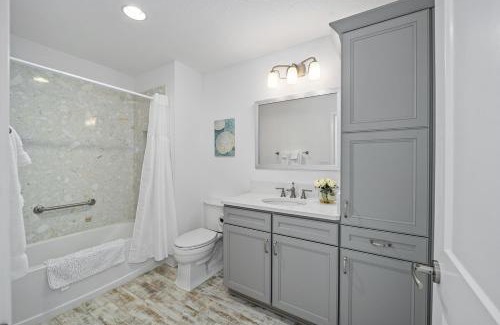 The Villages House | Spacious 3BR in Alden Bungalows with Golf Cart, Fully Fenced