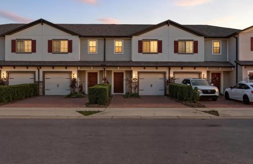 Sanford House | Spacious 3BRD Getaway Near Downtown Sanford